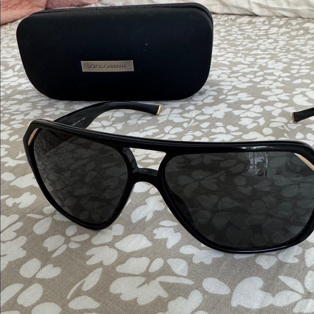 Dolce & Gabbana Black Aviator Sunglasses DG 4138 501/87 62D14